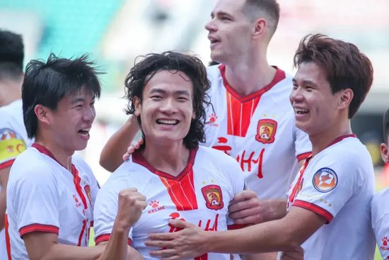 专业因为亚洲当中中国玩家人口基数的众多服务