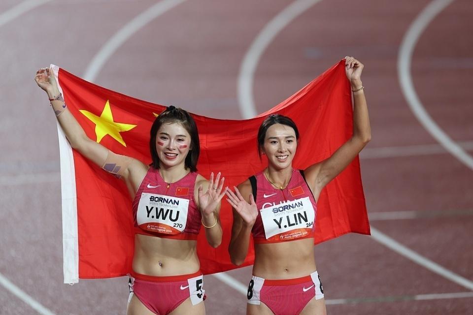 专业因为亚洲当中中国玩家人口基数的众多服务