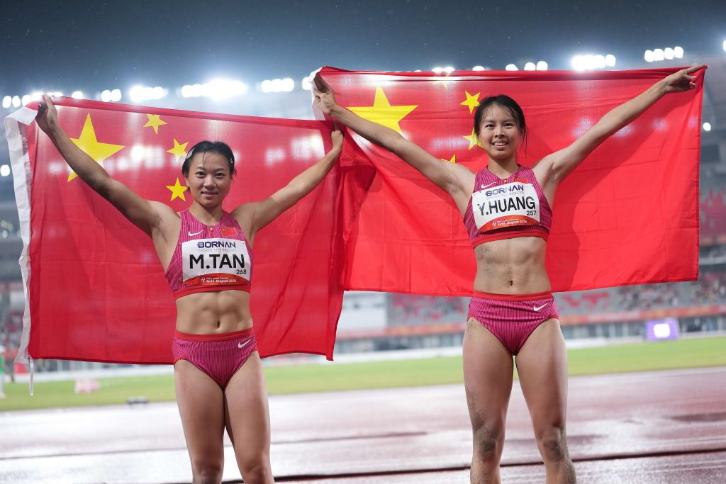 因为亚洲当中中国玩家人口基数的众多展示图片