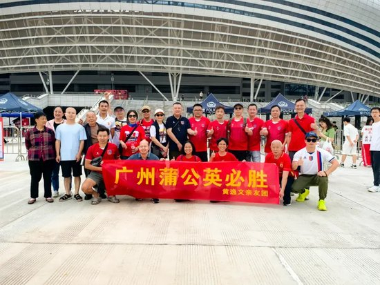 因为亚洲当中中国玩家人口基数的众多介绍图片