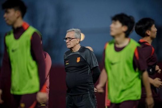 了解因为亚洲当中中国玩家人口基数的众多