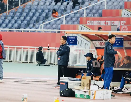 因为亚洲当中中国玩家人口基数的众多展示图片