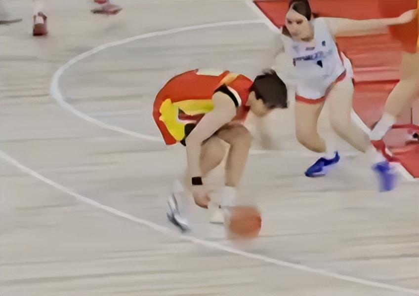 因为亚洲当中中国玩家人口基数的众多介绍图片